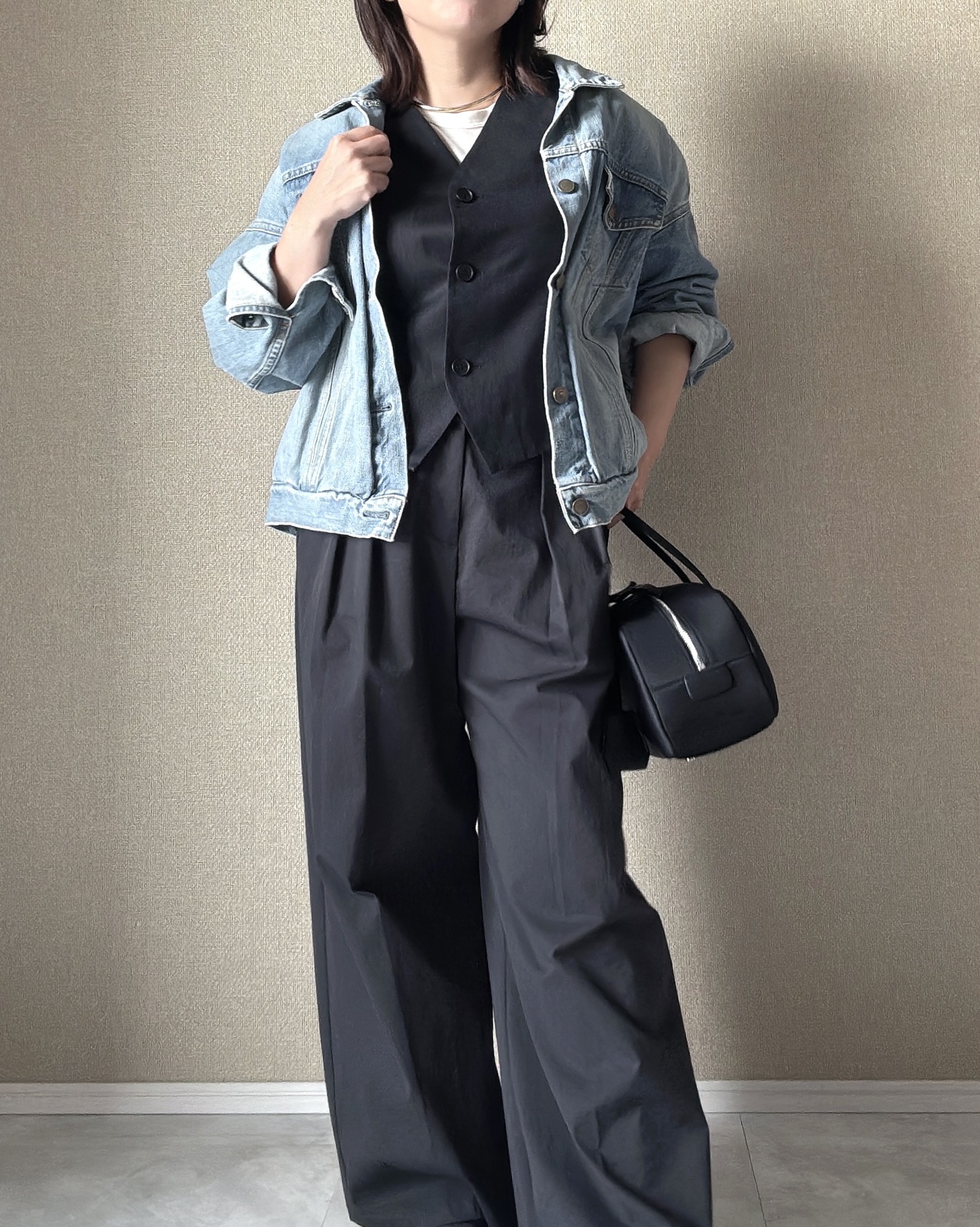 ユニクロ　プレミアムリネンベスト