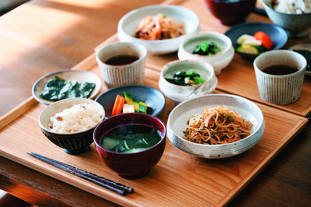 50人の暮らしのくふう　JUNさん　作り置き食材メインによる食卓