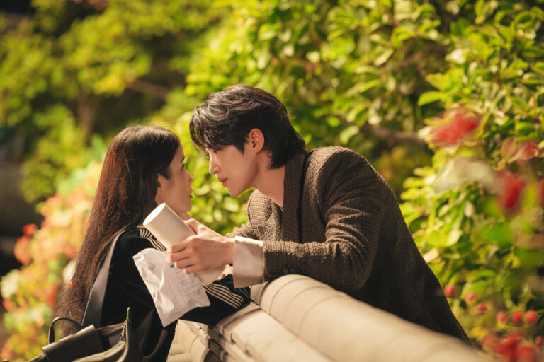 《韓国ドラマ》GWに観たい！一気観必至の“中毒性半端ない”最旬韓ドラ10選！ドロドロも胸キュンも泣ける系も完全網羅！