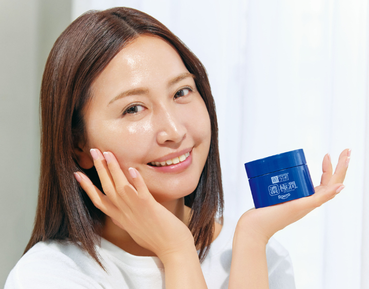 製薬会社のこだわり処方！高機能なのに惜しみなく使える価格の美白