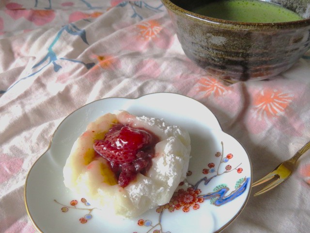 いちご大福風餅