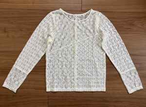 【しまむら】1,089円のレース切り替えトップスが高見え！シーンを選ばず大活躍するレースは春コーデ必須！