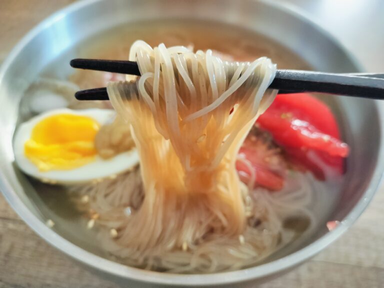 【コストコ】ゆで時間40秒！マニアがリピ買いするおうちで手軽に本格派の「韓国冷麺」