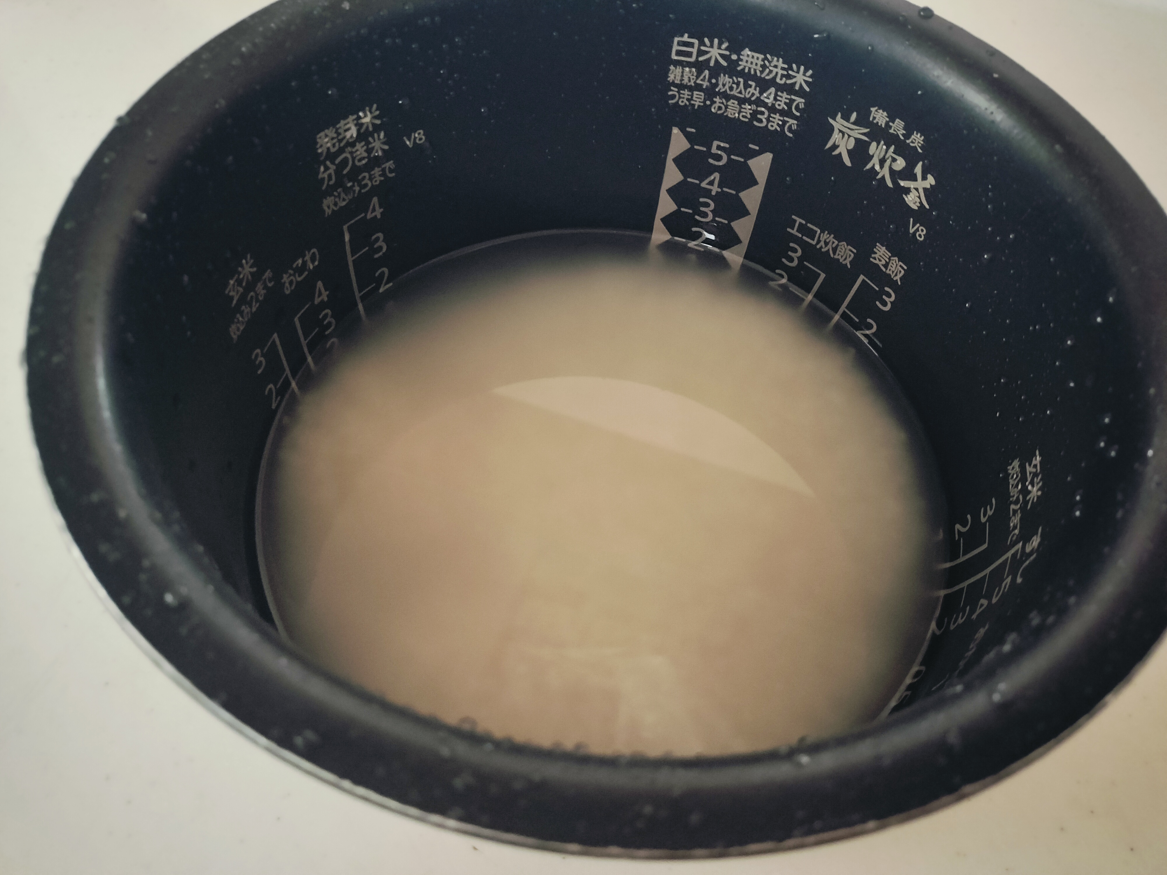 ぴったりの水量のごはん