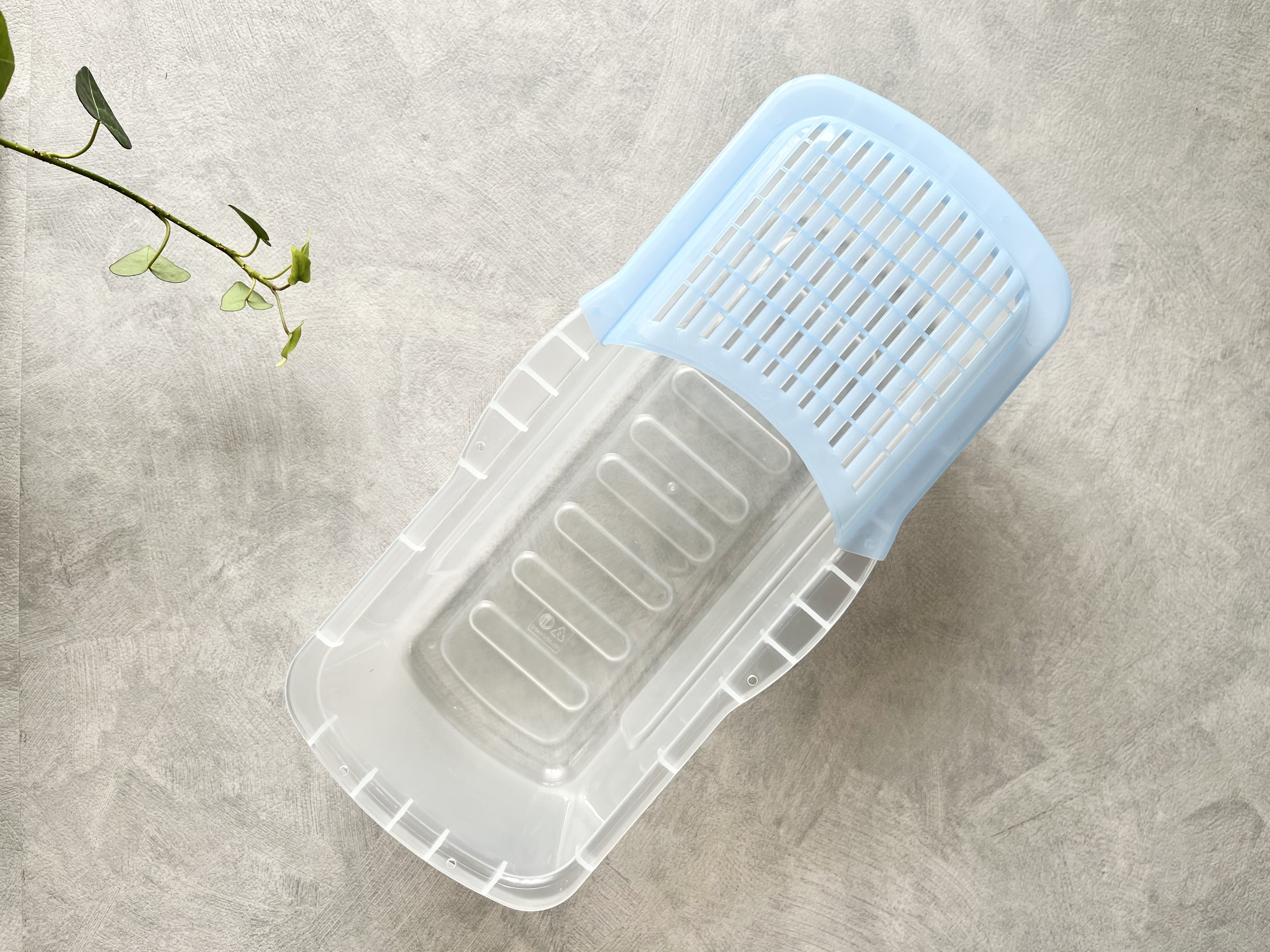 ダイソーの「電子レンジ調理器(麺類用)1.7L」の商品画像