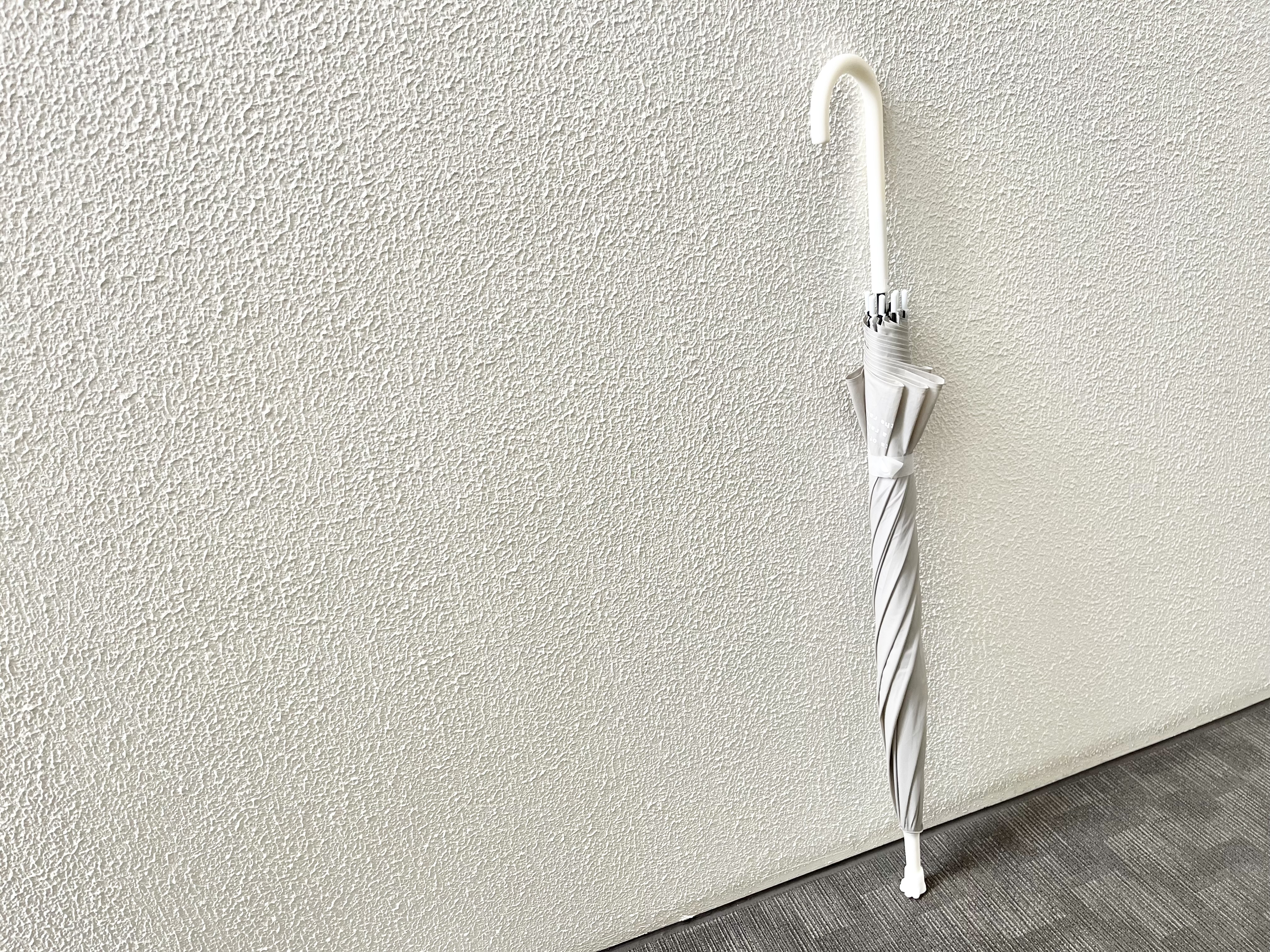 セリアの「傘用キャップ 2P 肉球」の使用画像