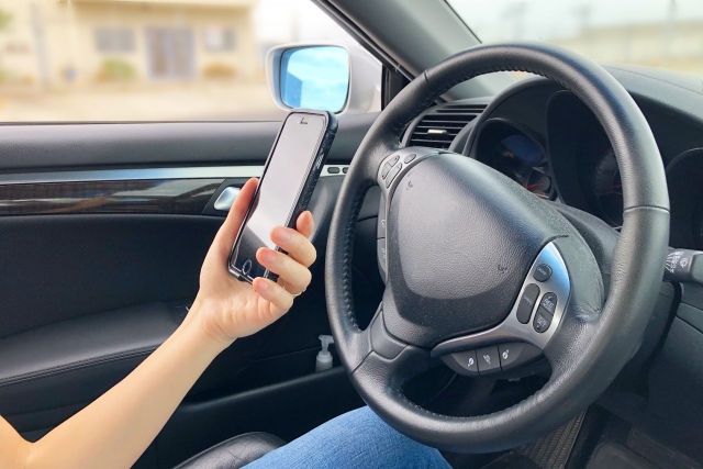 スマホと自動車