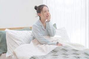疲れているのに眠れない…それ「隠れ緊張」かも？薬膳師が教える自律神経ケア3選