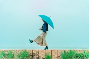 地味にイヤ〜な雨の日のイライラが激減！マニアが本気でおすすめする100均便利グッズ3選