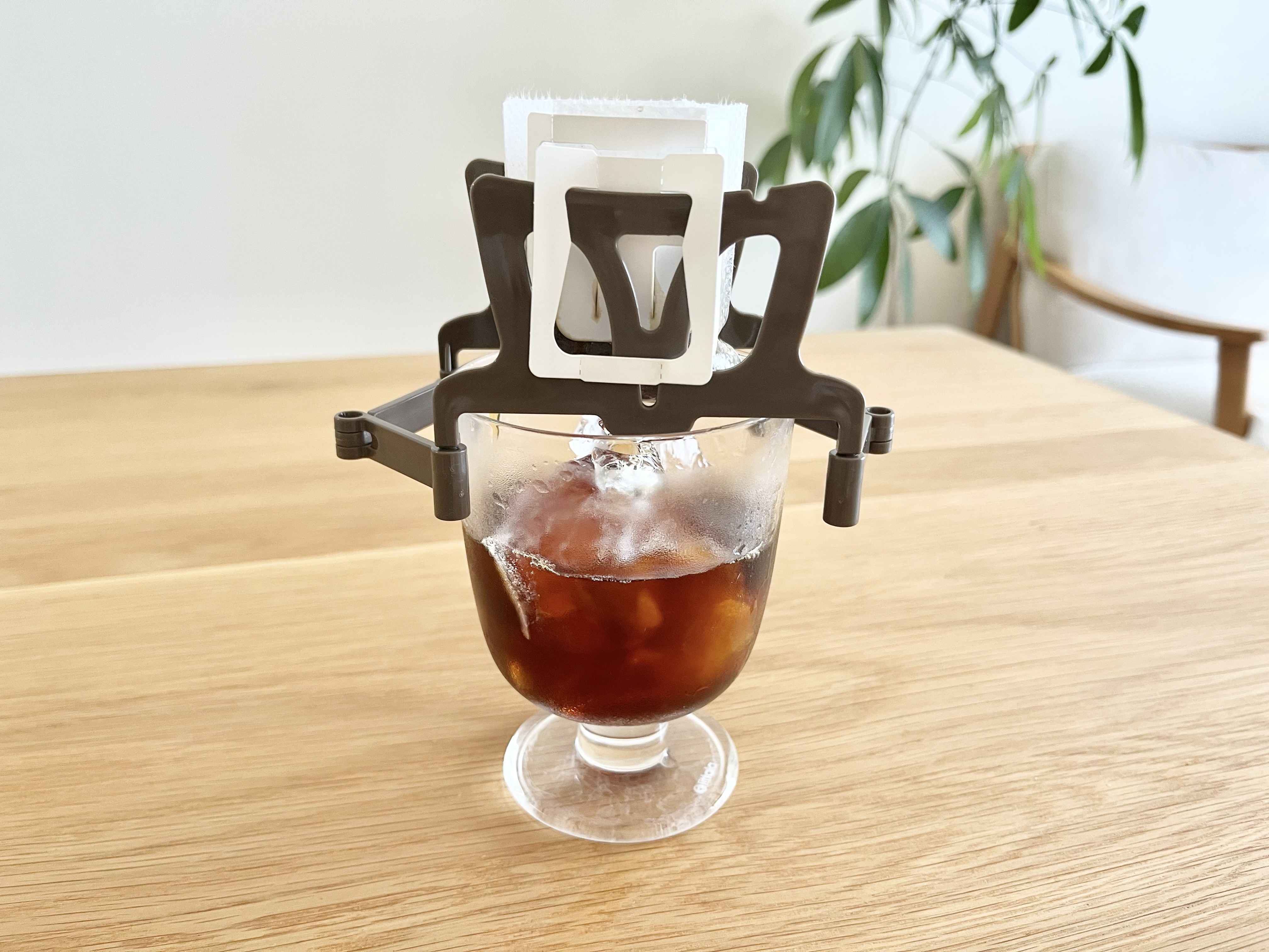 セリアの「ドリップバッグスタンド」の使用画像