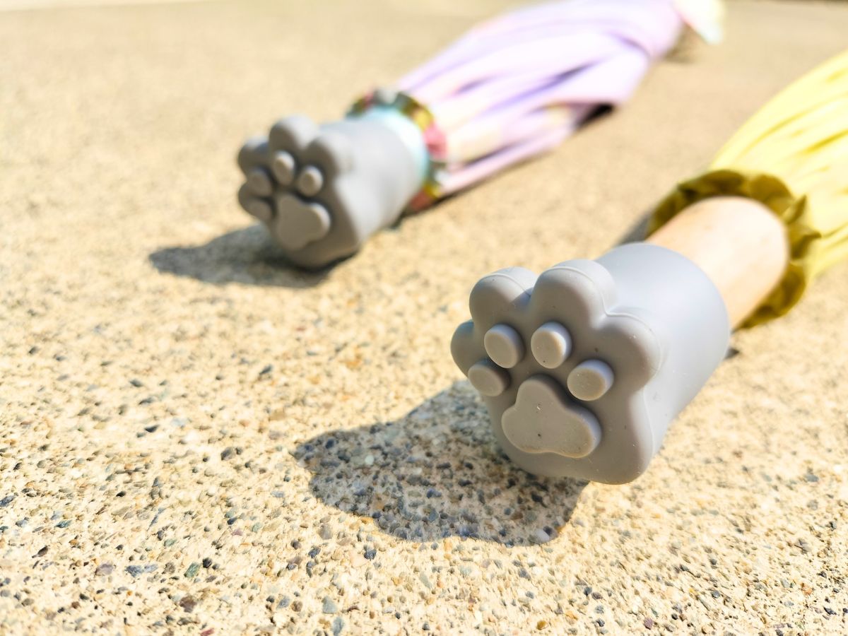 傘用キャップを傘の先端に取り付けたところ