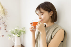 40代の肌に内側から満ちる潤いを！紫外線が気になる季節に始めたい毎日のうるおい茶4選
