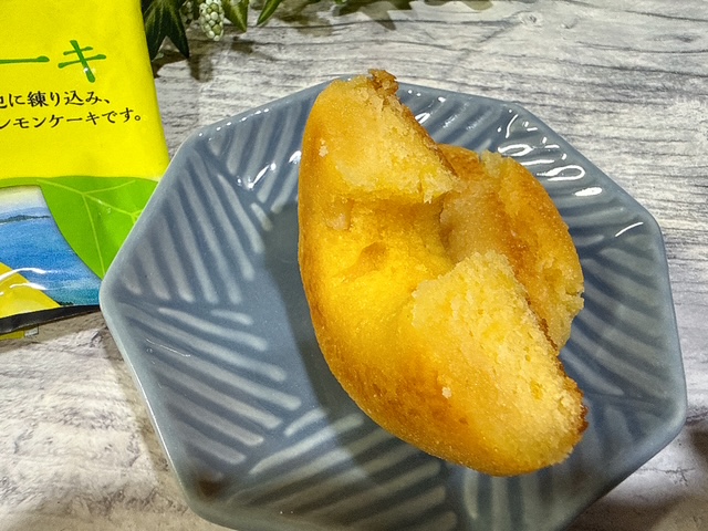 瀬戸内のレモンケーキ