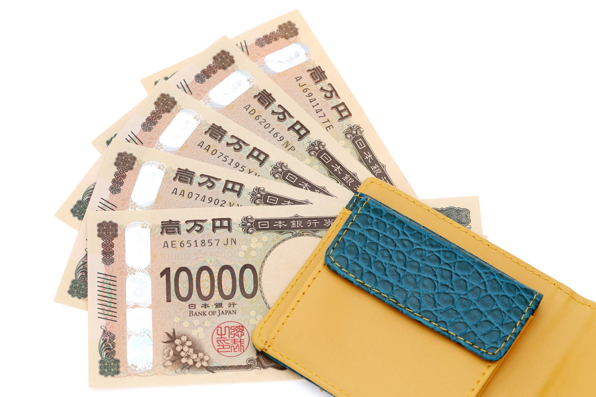 財布と1万円札