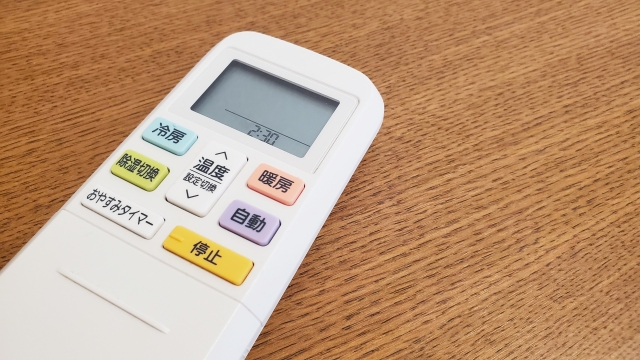エアコンのリモコン
