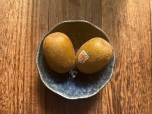 もう、ハズレを買わなくて済むかも！？甘いキウイを一発で見分けるテクニック