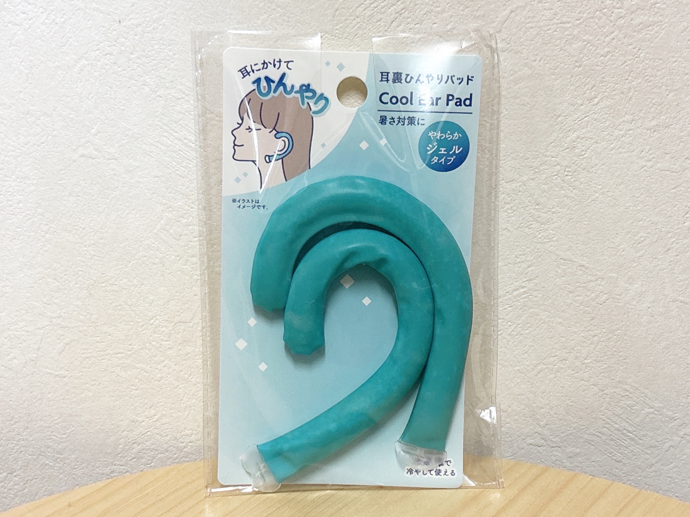 セリアの耳裏ひんやりパッド商品画像