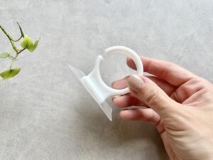 【セリア】手ぶらで涼しい！手持ちの暑さ対策アイテムが劇的に便利になるアイデアグッズ