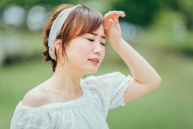 のどが渇く前に気づきたい！40代から要注意の老け見えを招く「夏の隠れ脱水」サイン