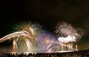 【2026年8月】関東の花火大会5選！1万発以上の大迫力イベントを厳選
