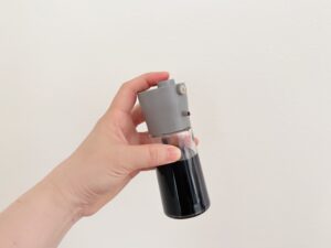【3COINS】液体ミニスプレーボトルに注目！1本で2通りの使い方ができる理由