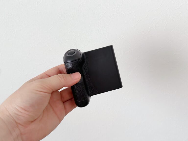 550円でも買ってよかった！ダイソーで見つけた「スマホ撮影のプチストレス」を解消してくれる神アイテム