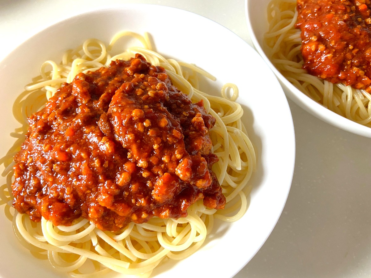 イタリアンミートソースでパスタ