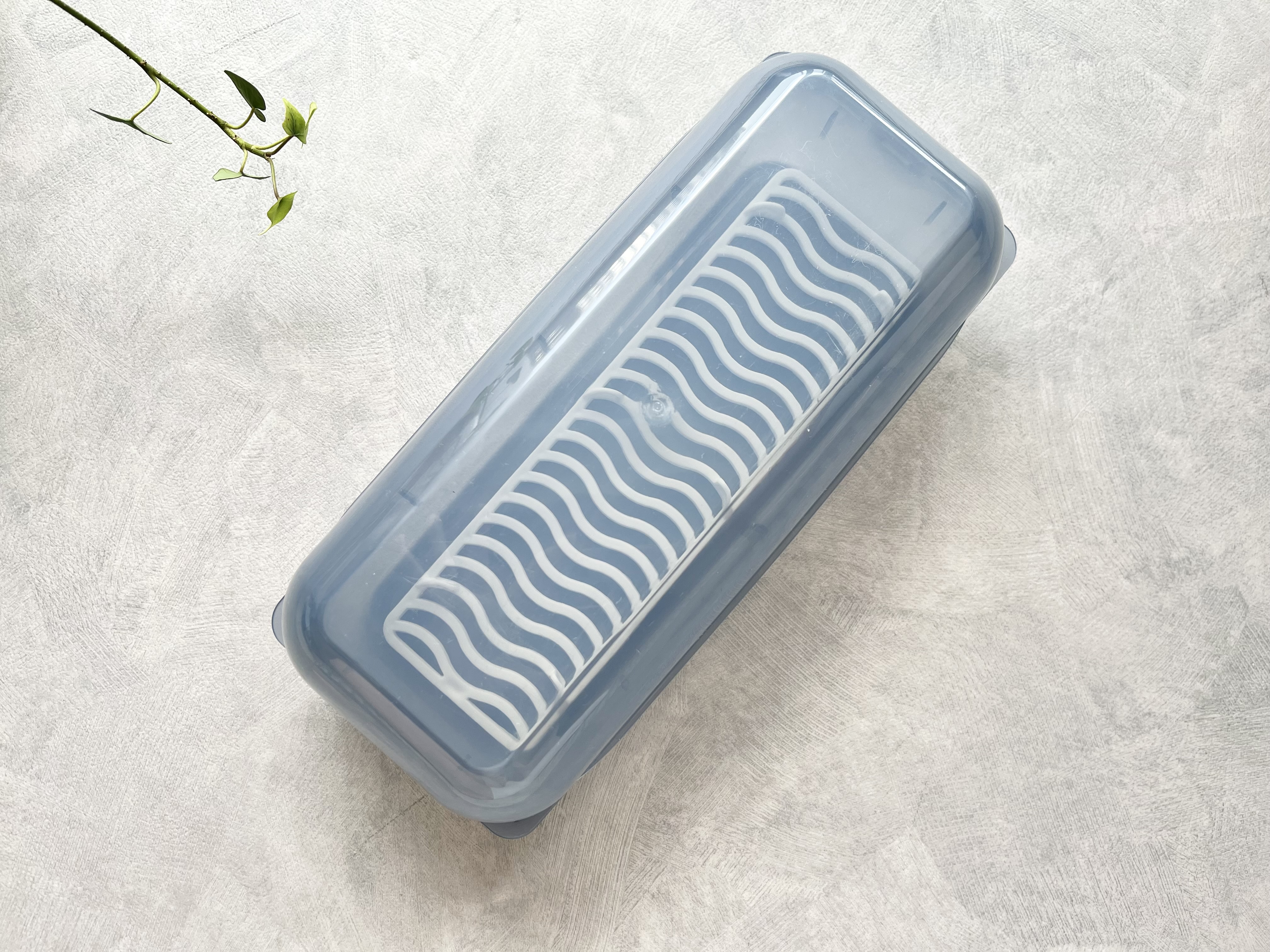 ダイソーの「電子レンジ調理器 とうもろこし・さつまいも」の商品画像