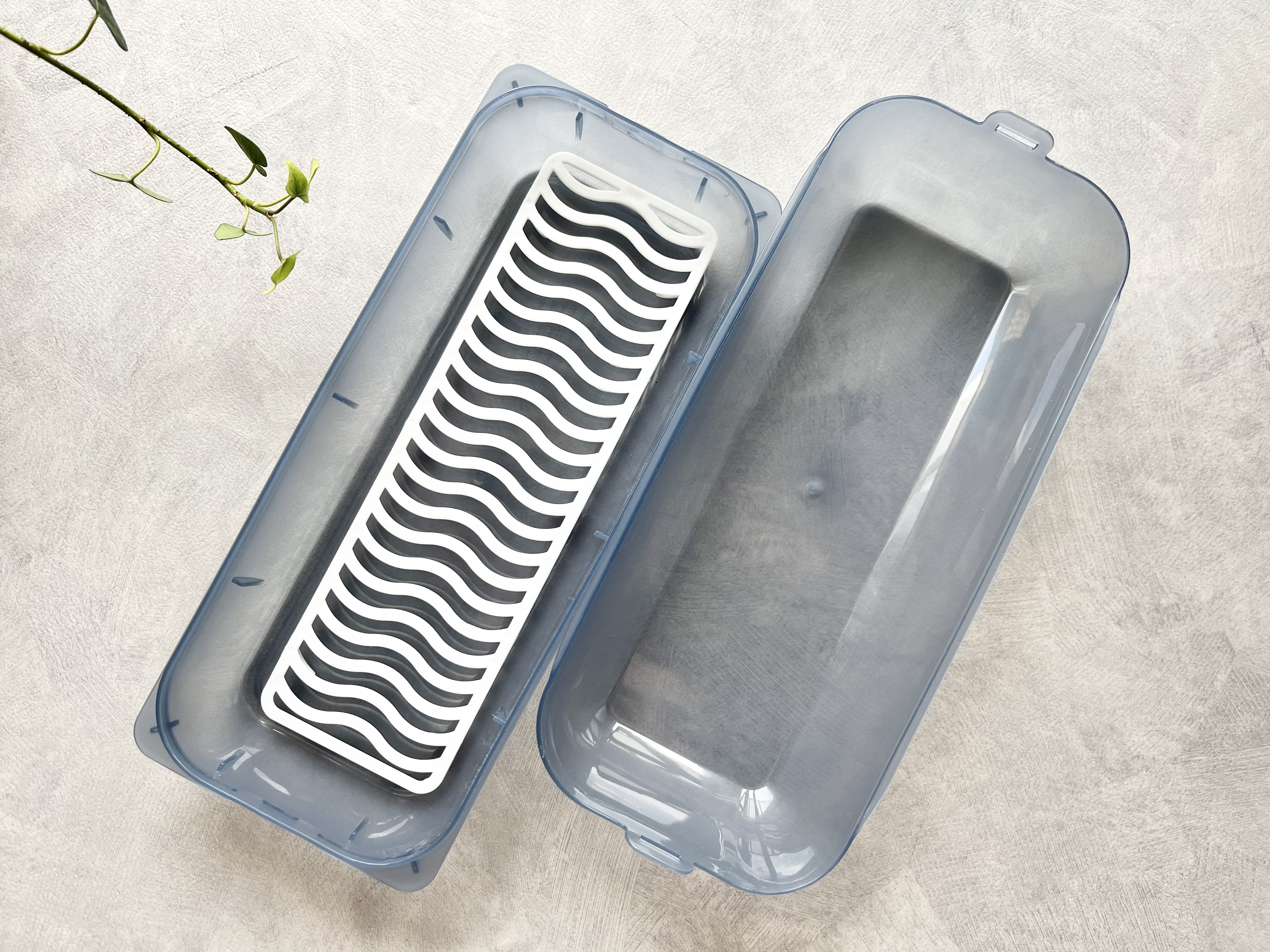 ダイソーの「電子レンジ調理器 とうもろこし・さつまいも」の商品画像