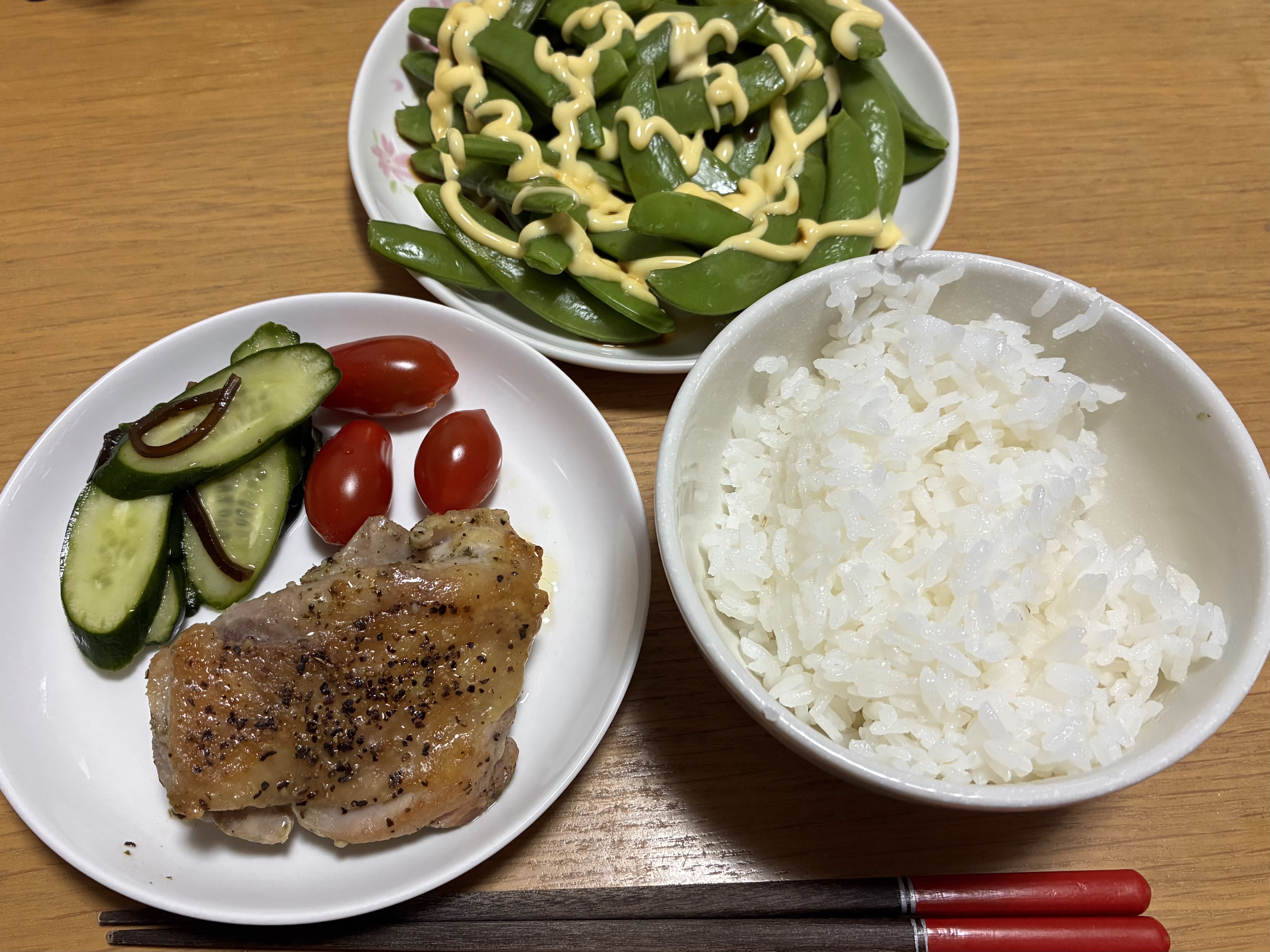 焼いた肉とさっと出せる副菜