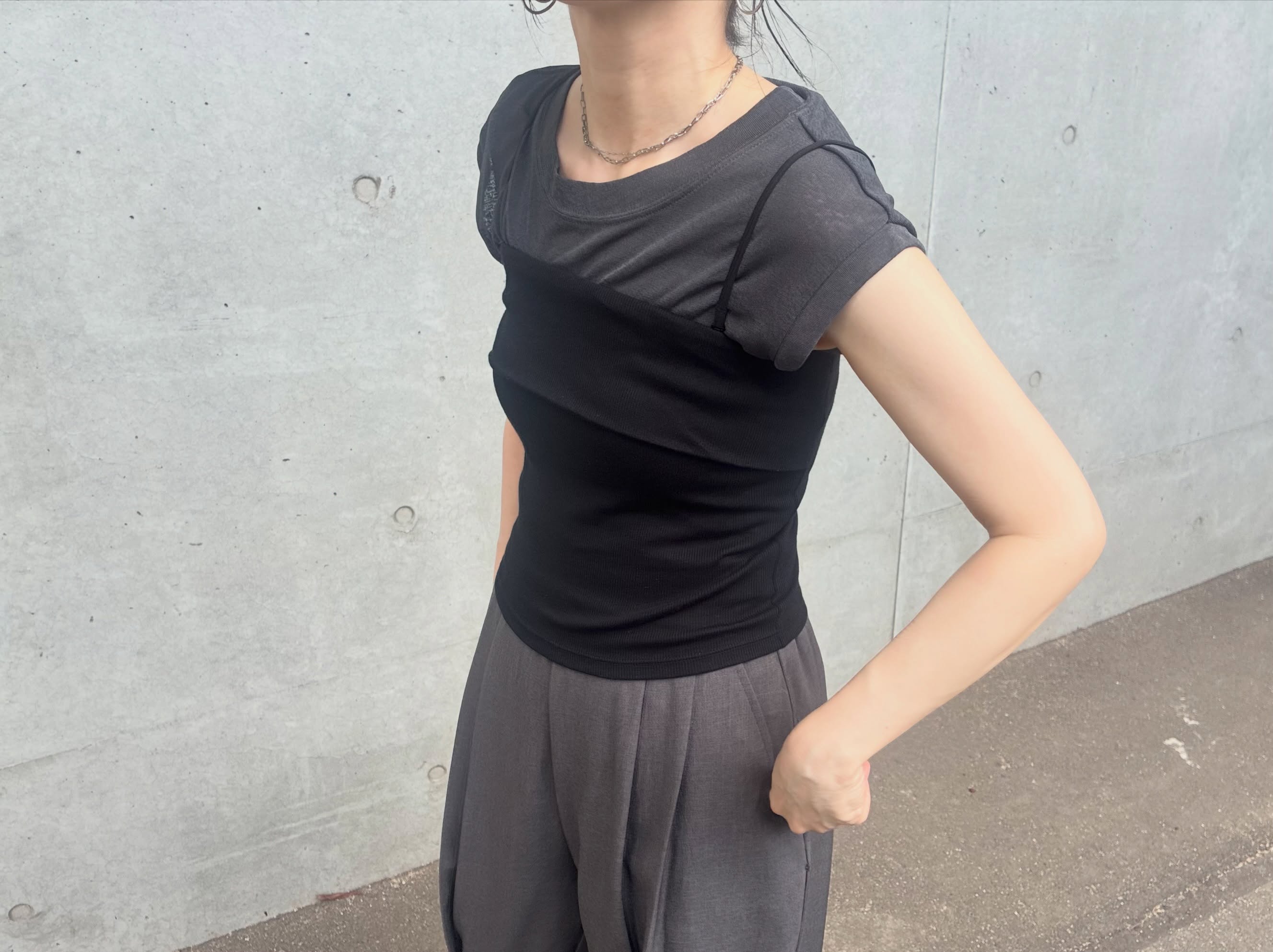 GU「コットンブレンドリブチューブトップ 」