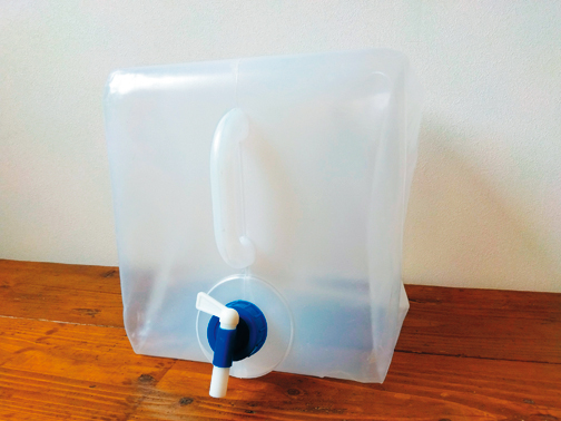 給水用のポリタンク