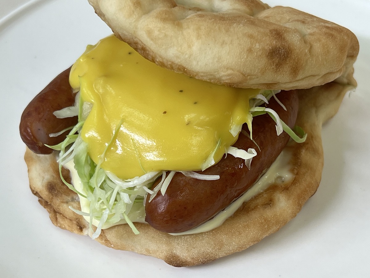 「黄金（おうごん）チーズソースのフォカッチャ」