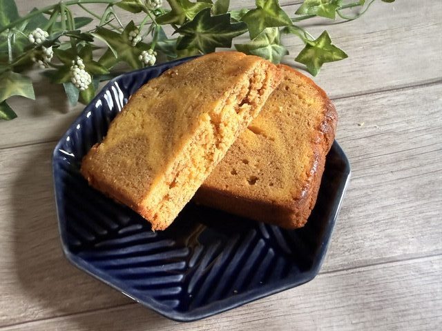 マンゴーキャラメルケーキ 断面図