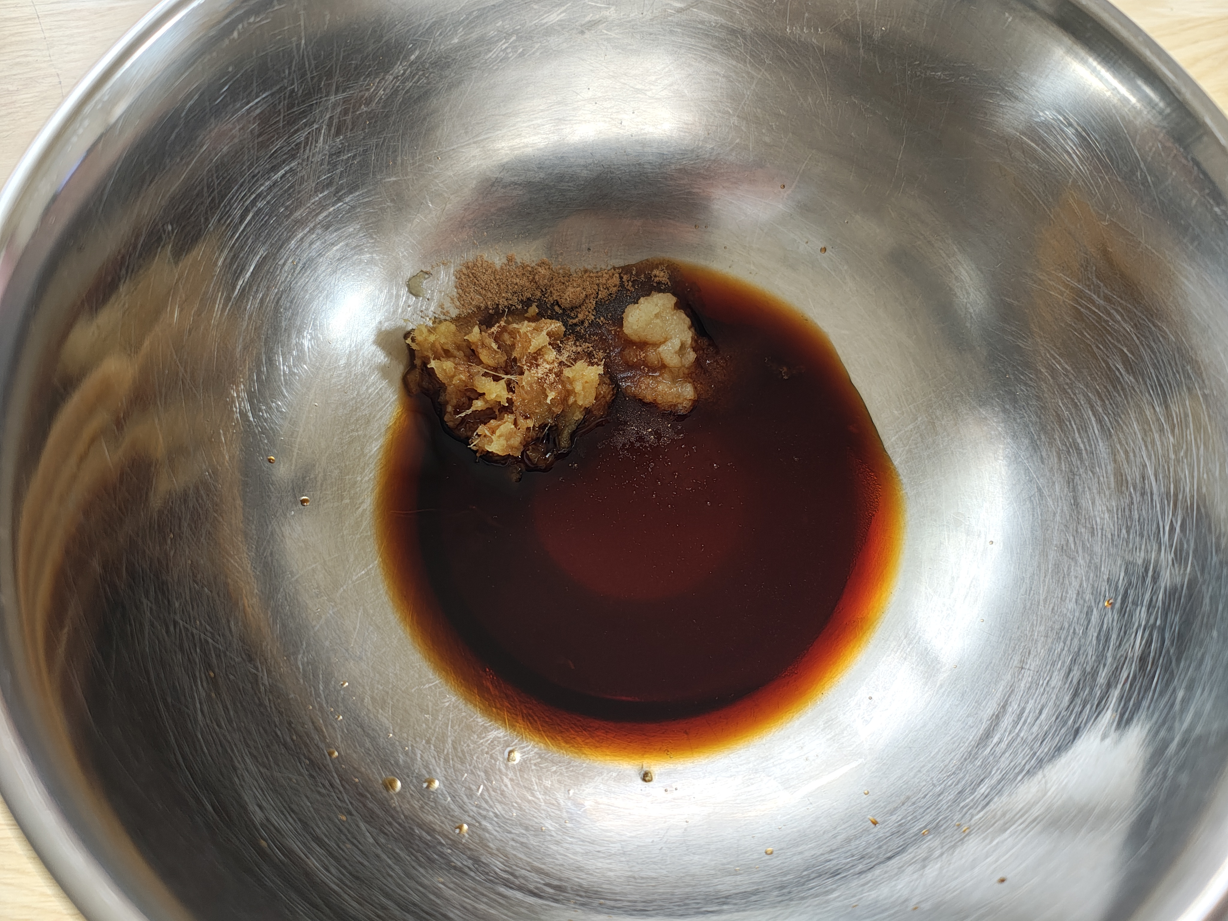 漬け込みダレを作っている様子