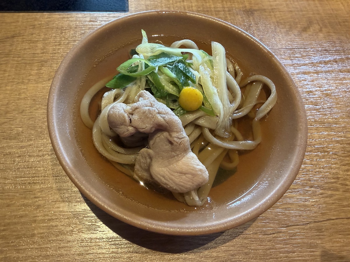 「鴨しゃぶ」のシメの鴨ねぎそば