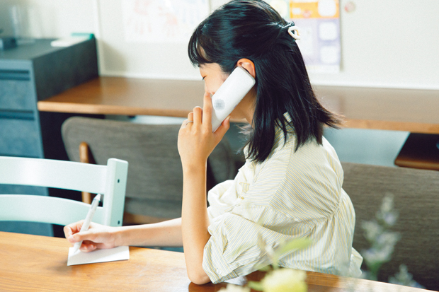 電話をしているすうさん
