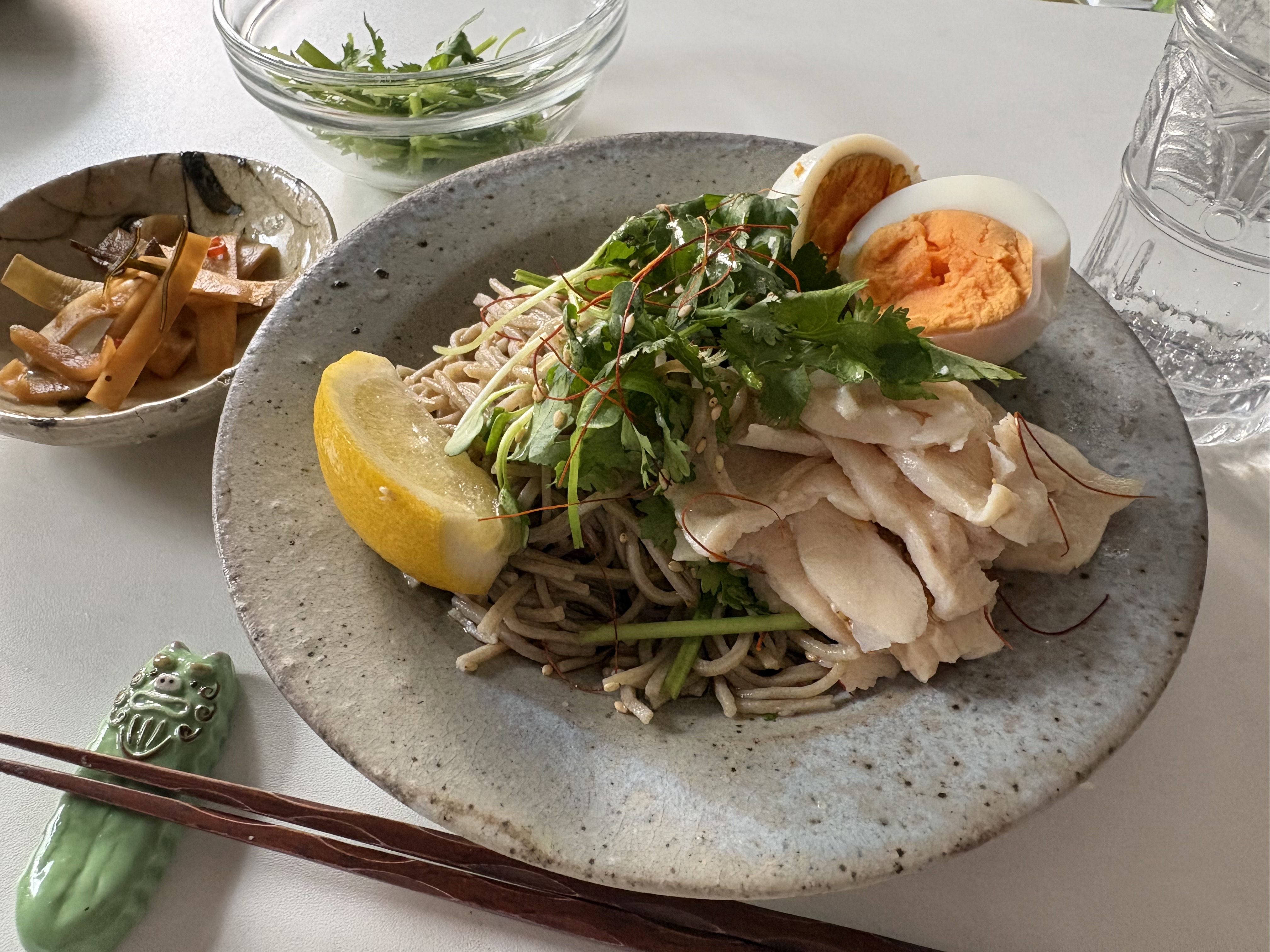 エスニック風まぜ蕎麦　タンパク質プラス