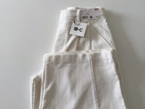 売り切れ前に買いたい！ユニクロ話題の「高見え秋冬パンツ」カラー別おすすめコーデ